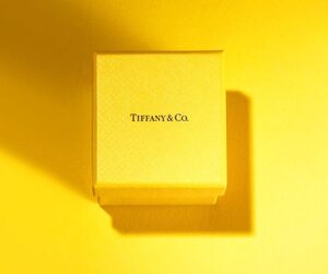 【嘘でしょ・・・？】ティファニーブルーがイエローに変更