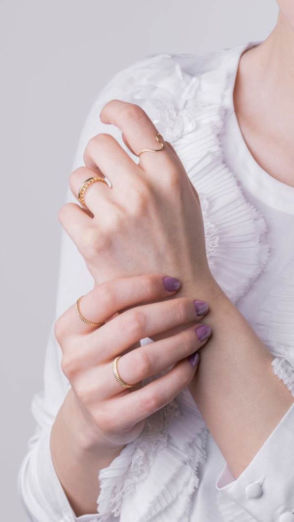 指輪の重ね付け