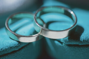 硫化・変色したシルバーアクセサリーを元に戻す2つの方法